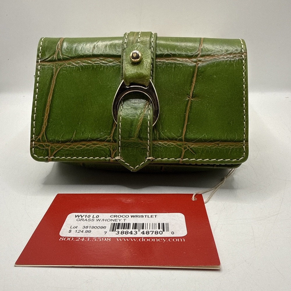 Dooney & Bourke Green Grass W/Honey Croco Leather Wristlet Wallet NWT And Box